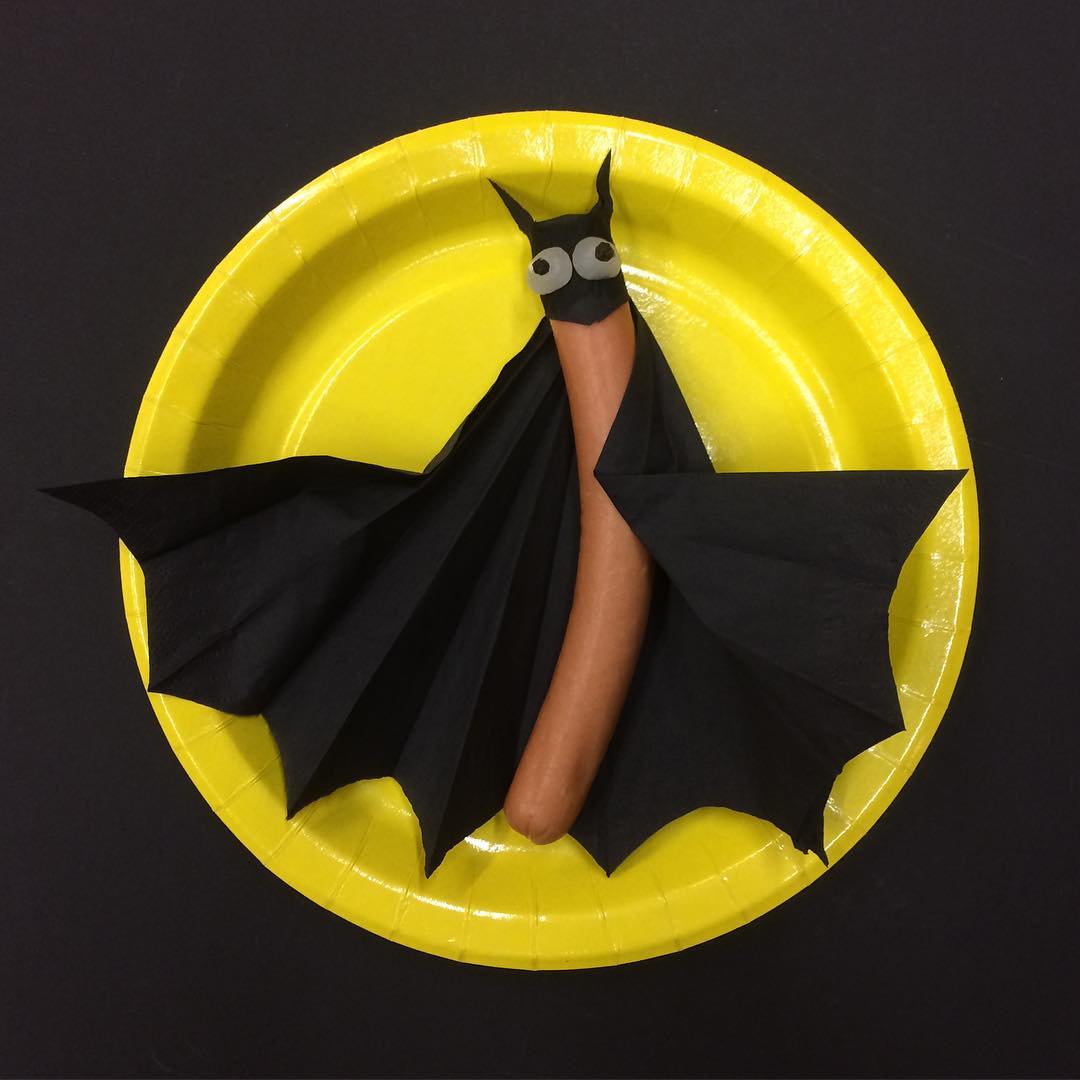 Il reproduit des personnages de la pop culture avec des hot-dogs #5