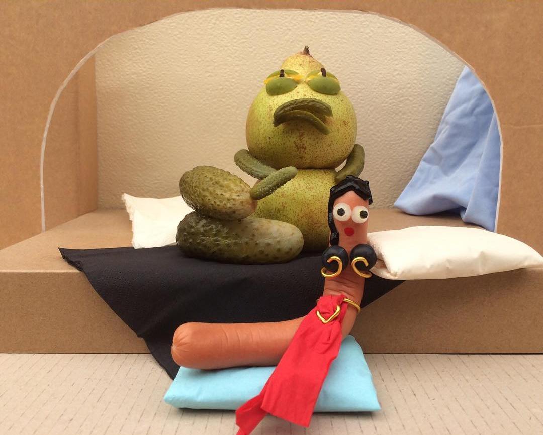 Il reproduit des personnages de la pop culture avec des hot-dogs #3