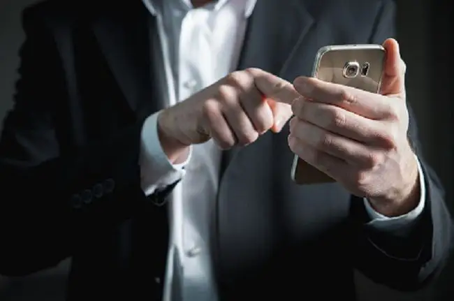 Ce Malware utilise Facebook Messenger pour miner des crypto-monnaies à votre insu #3
