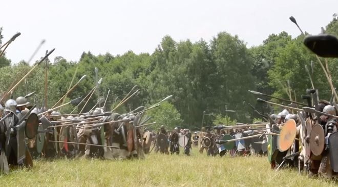 Le Hobbit : 1000 fans en cosplay s’affrontent dans une reconstitution de la Bataille des Cinq Armées
