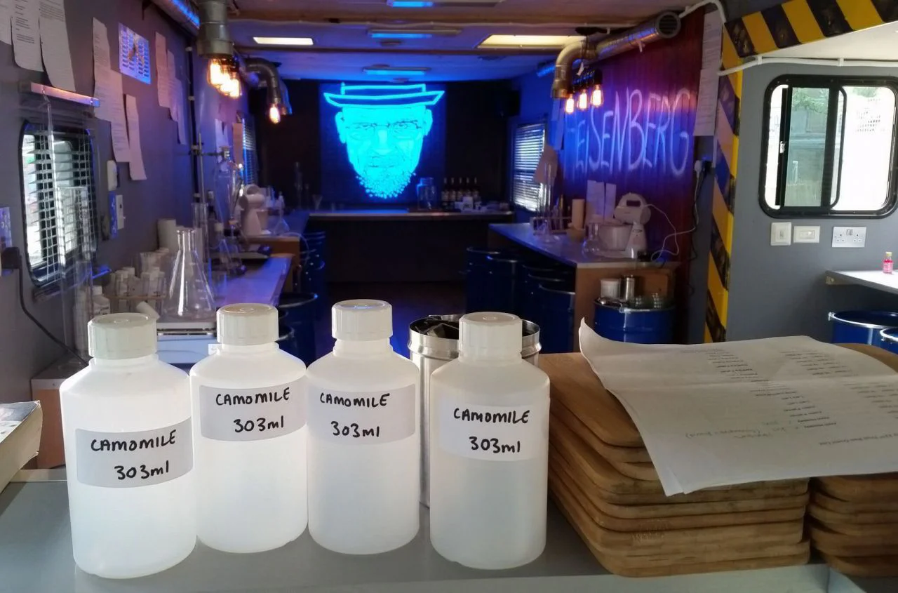 Un bar Breaking Bar ouvrira à Paris cet été #2