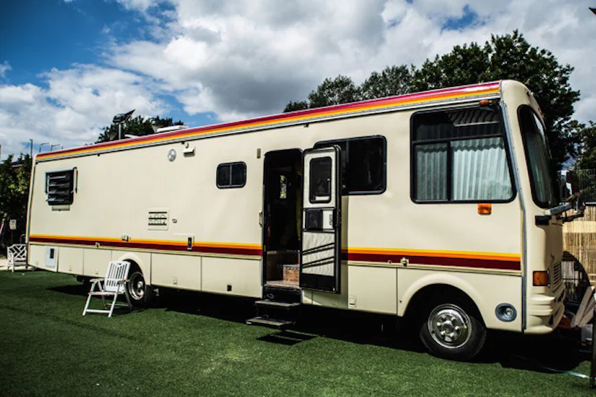 Un bar Breaking Bar ouvrira à Paris cet été