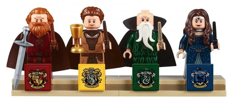 Harry Potter : LEGO lance sa plus grande version du château de Poudlard #2