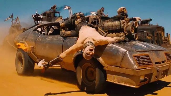 Mad Max : Tom Hardy confirme deux autres films #3