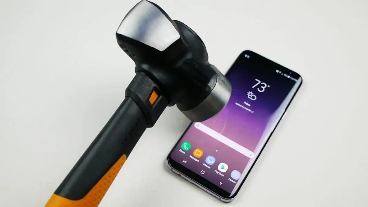 Smartphones : les nouveaux écrans Samsung seront incassables