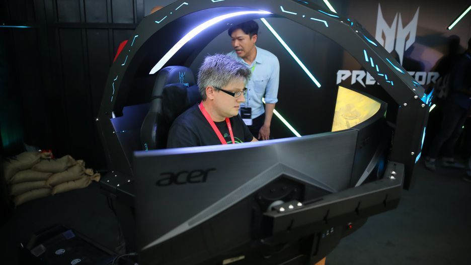 Predator Thronos : le monstrueux cockpit gaming d’Acer #2