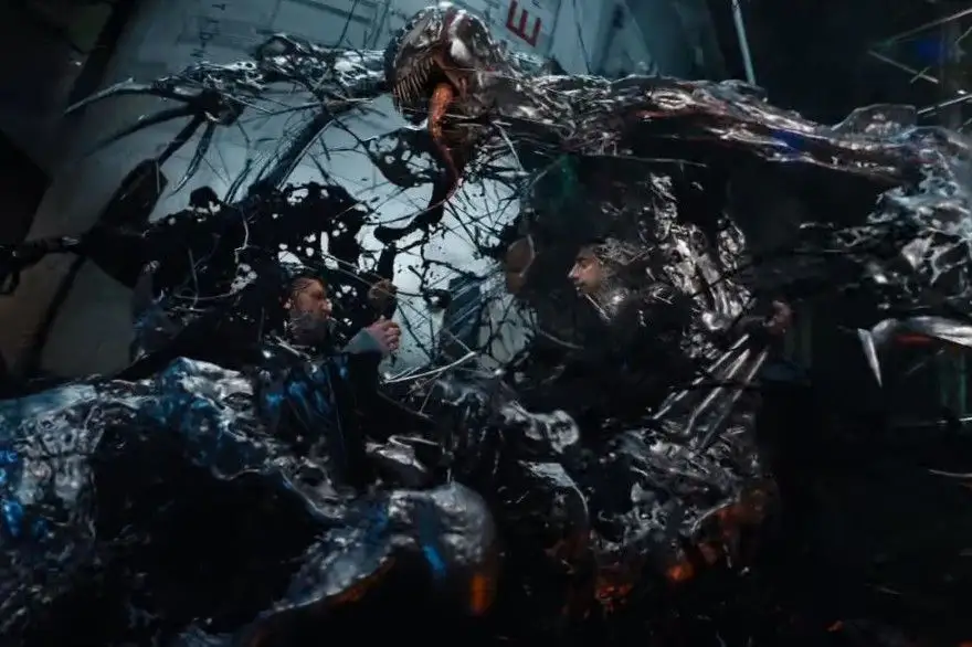 Critique Venom : pas si mal finalement #6