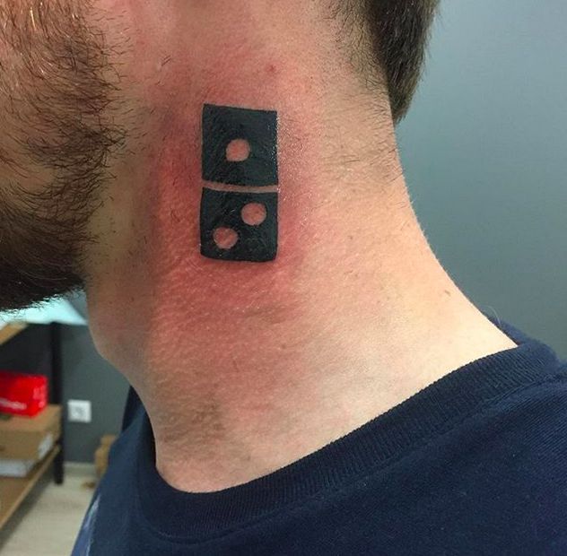 En Russie, Domino’s offre des pizzas à vie contre un tatouage et tout dérape #3