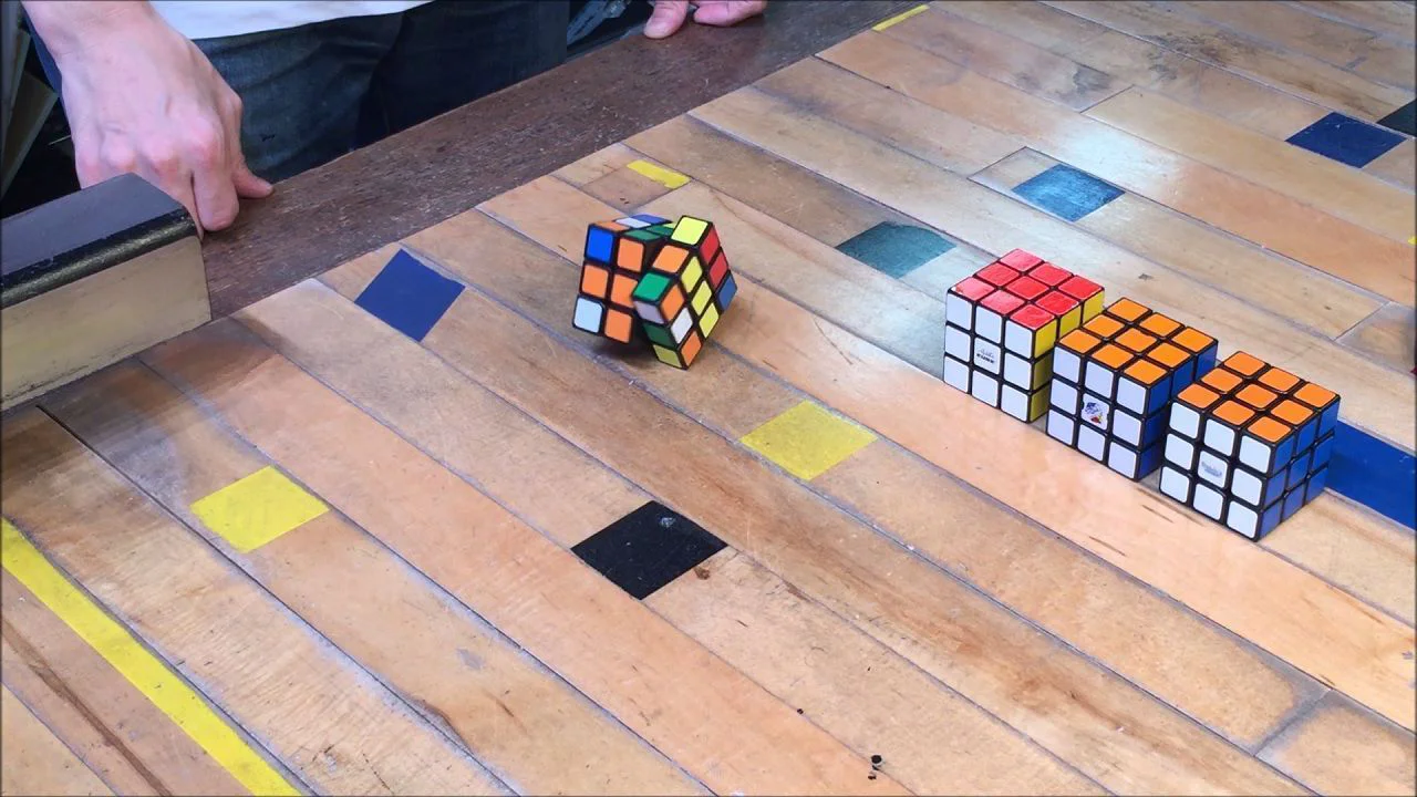 Ce Rubik’s Cube sait se résoudre tout seul