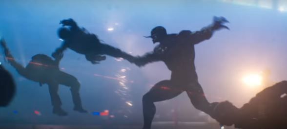 Venom massacre une équipe du SWAT dans ce nouvel extrait #2