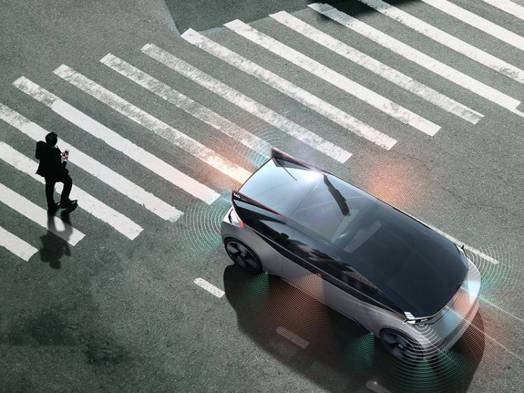 Volvo imagine la voiture du futur avec un lit, un salon et un bureau #6