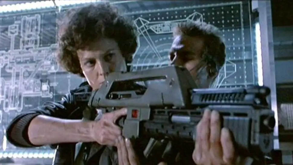 Alien 5 : d’après Sigourney Weaver le film de Neill Blomkamp n’est pas mort