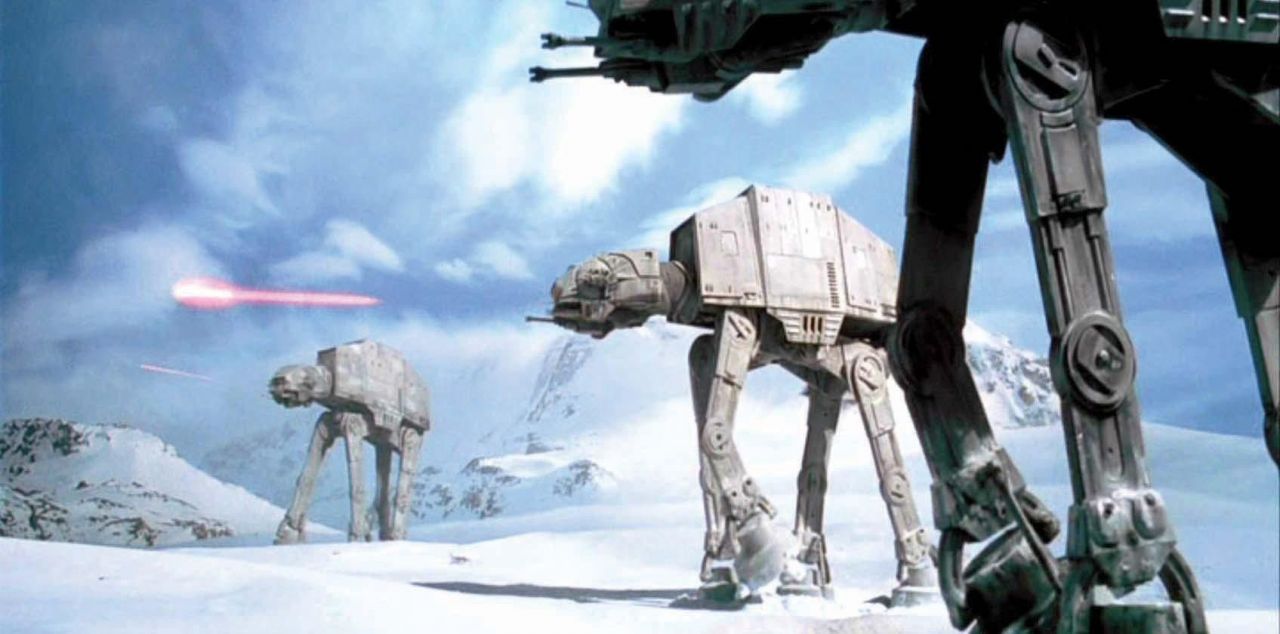 Star Wars : un distributeur de scotch en forme de quadripode impérial