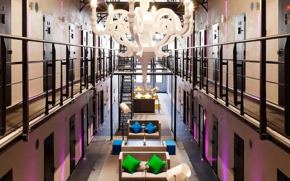 Aux Pays-Bas, les prisons abandonnées deviennent des hôtels de luxe