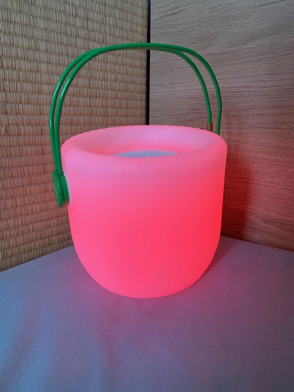 Test Osmoze : l’enceinte sans fil lumineuse Thomson signée Matali Crasset #10