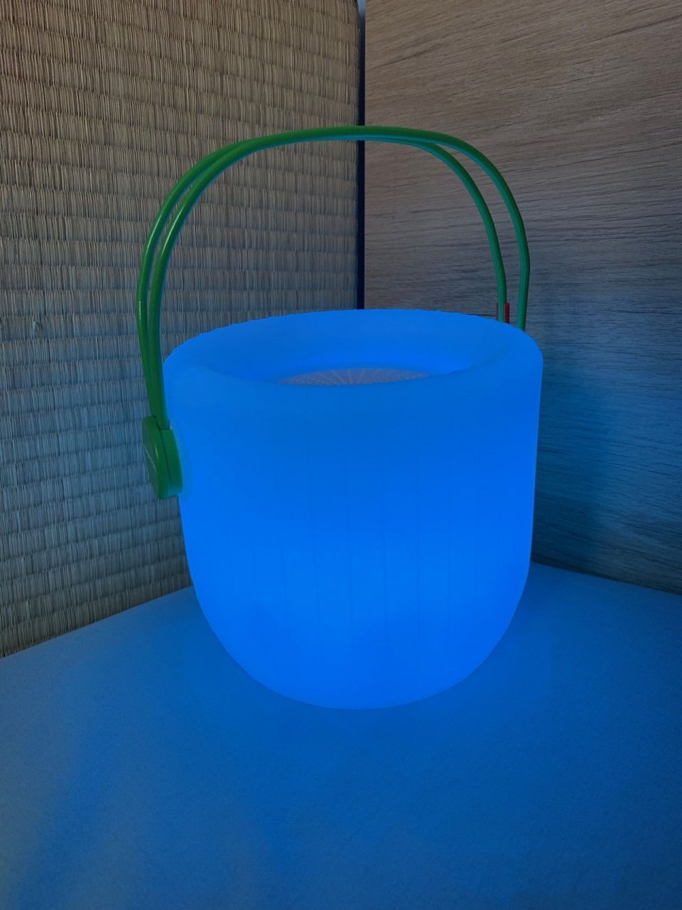 Test Osmoze : l’enceinte sans fil lumineuse Thomson signée Matali Crasset #11