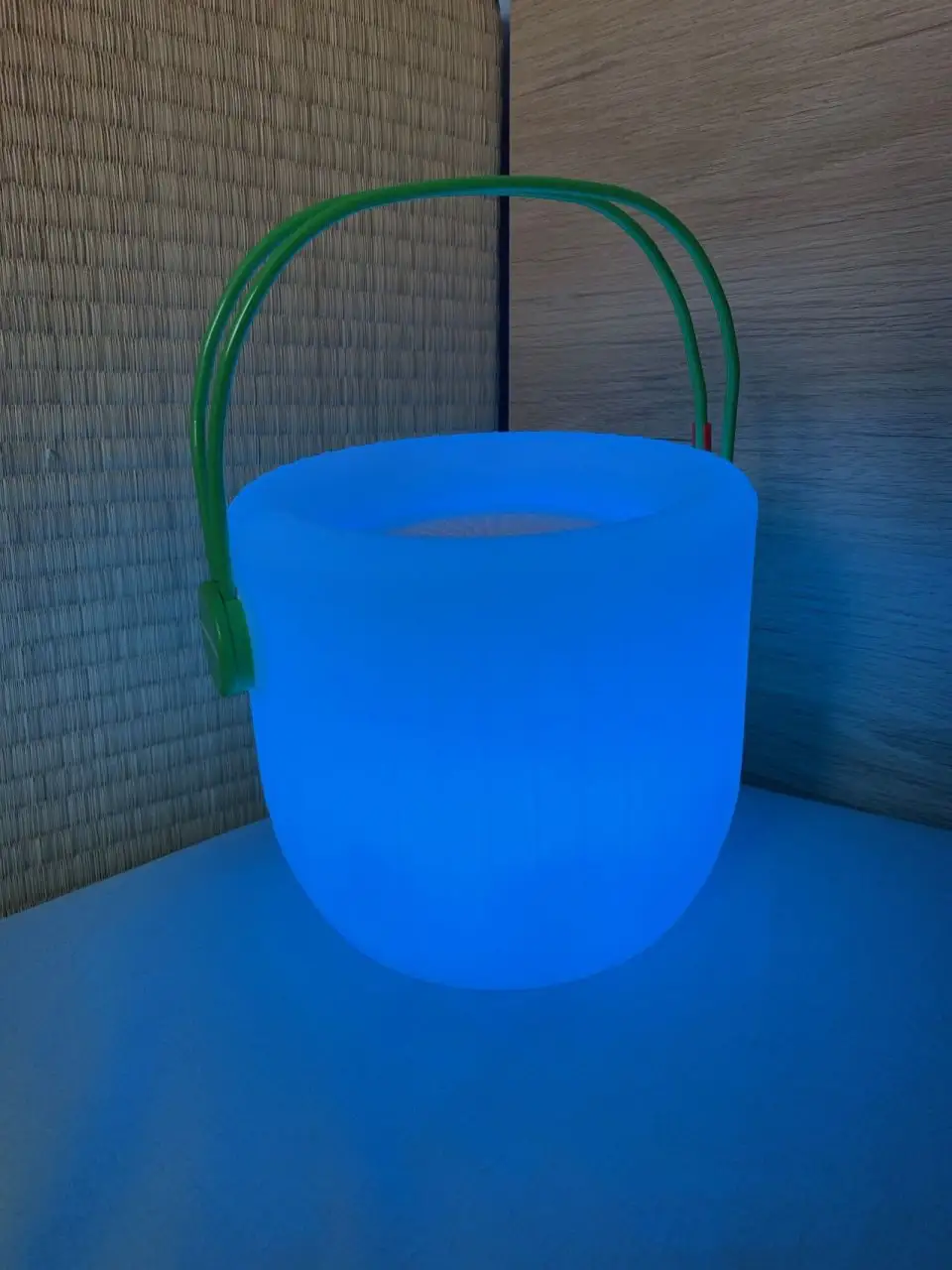 Test Osmoze : l’enceinte sans fil lumineuse Thomson signée Matali Crasset #11