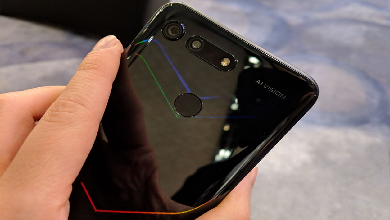 Test Honor View 20 : le premier smartphone a écran percé #2