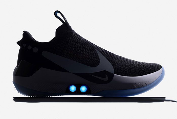 Nike Adapt BB : des baskets auto-laçantes contrôlées par votre smartphone