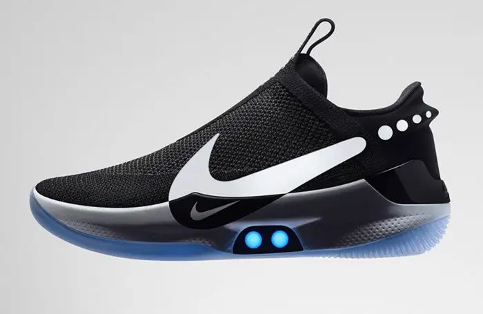 Nike Adapt BB : des baskets auto-laçantes contrôlées par votre smartphone