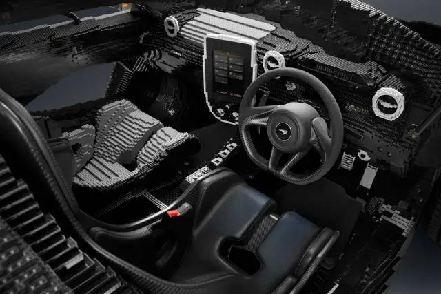 LEGO : une McLaren Senna grandeur nature composée de 480 000 briques #2