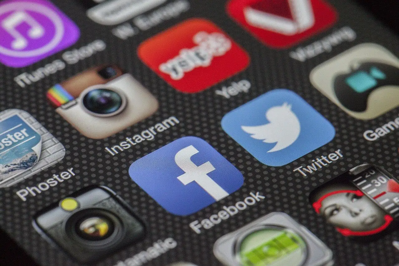 Panne mondiale de Facebook, Messenger, Whatsapp et Instagram