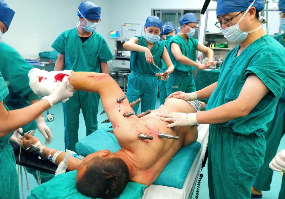 Chine : un robot fou empale un employé #2