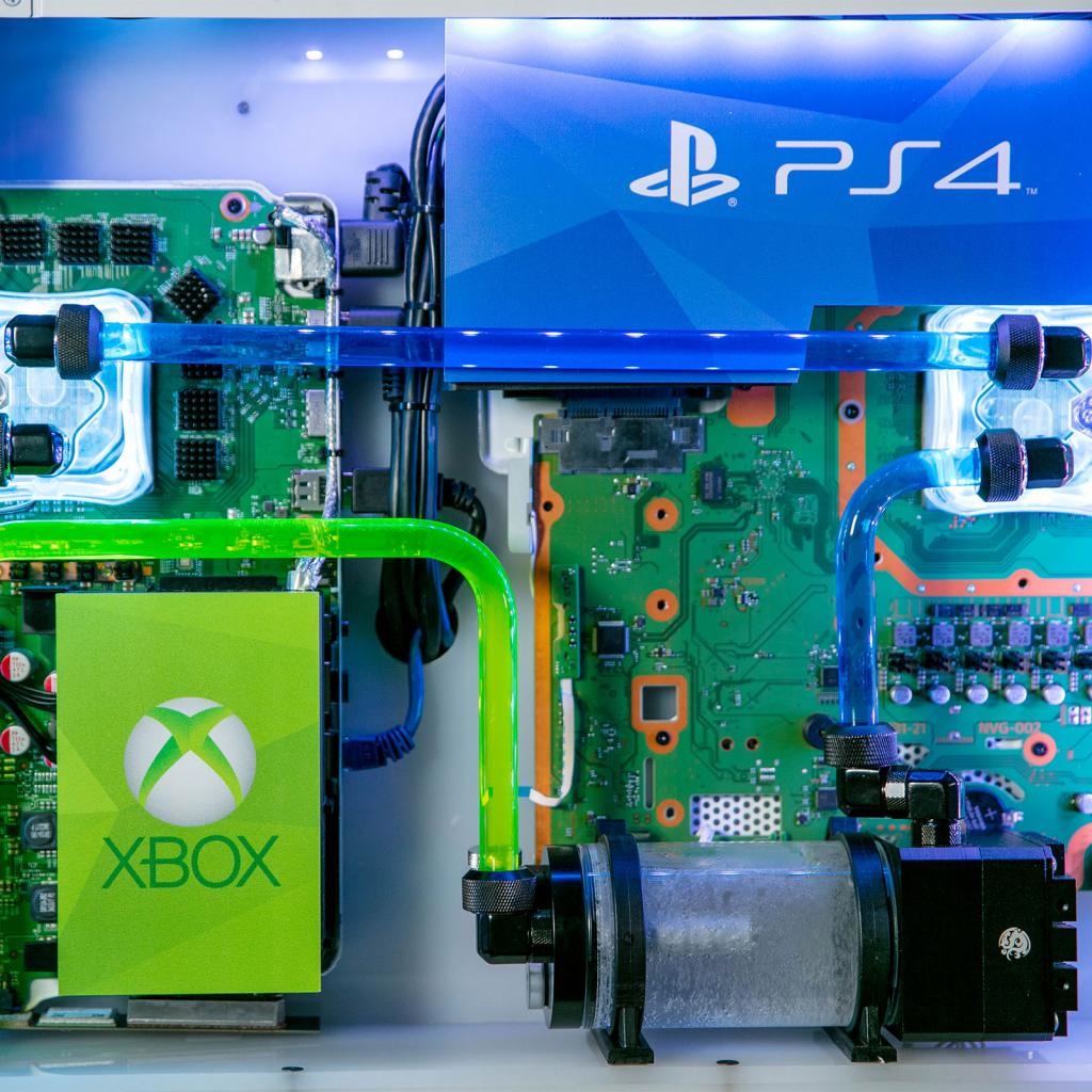 Ce boitier réunit un PC, une PS4, une Xbox One et une Switch en une seule machine de jeu ultime