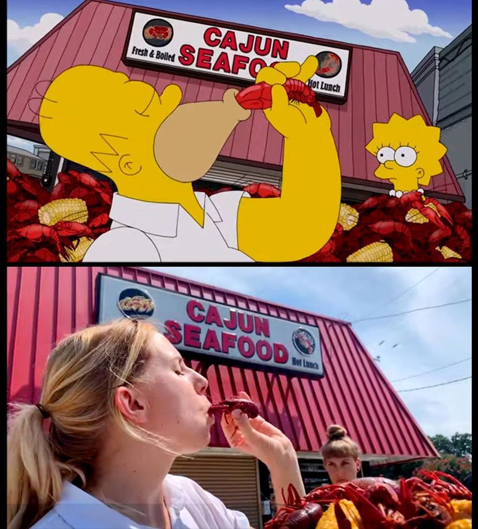2 copines reproduisent des scènes des Simpson #8