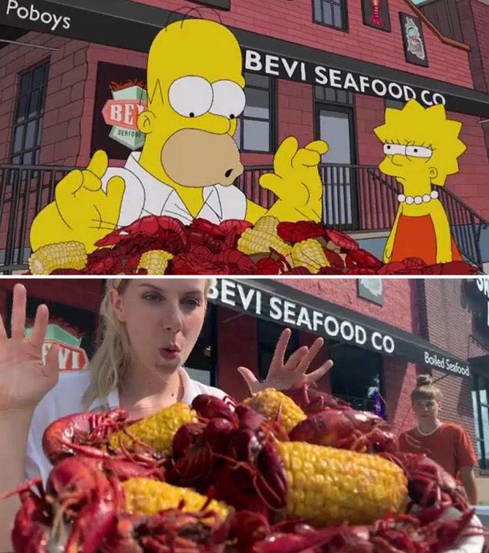 2 copines reproduisent des scènes des Simpson #10