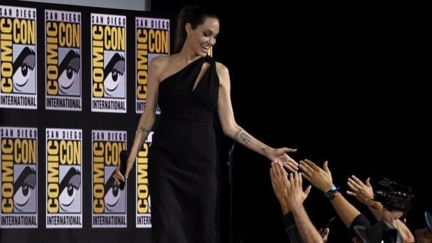 Marvel : Premières images d’Angelina Jolie en Théna sur le tournage des Eternels