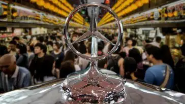 Les voitures autonomes de Mercedes sacrifieront le piéton pour sauver le conducteur