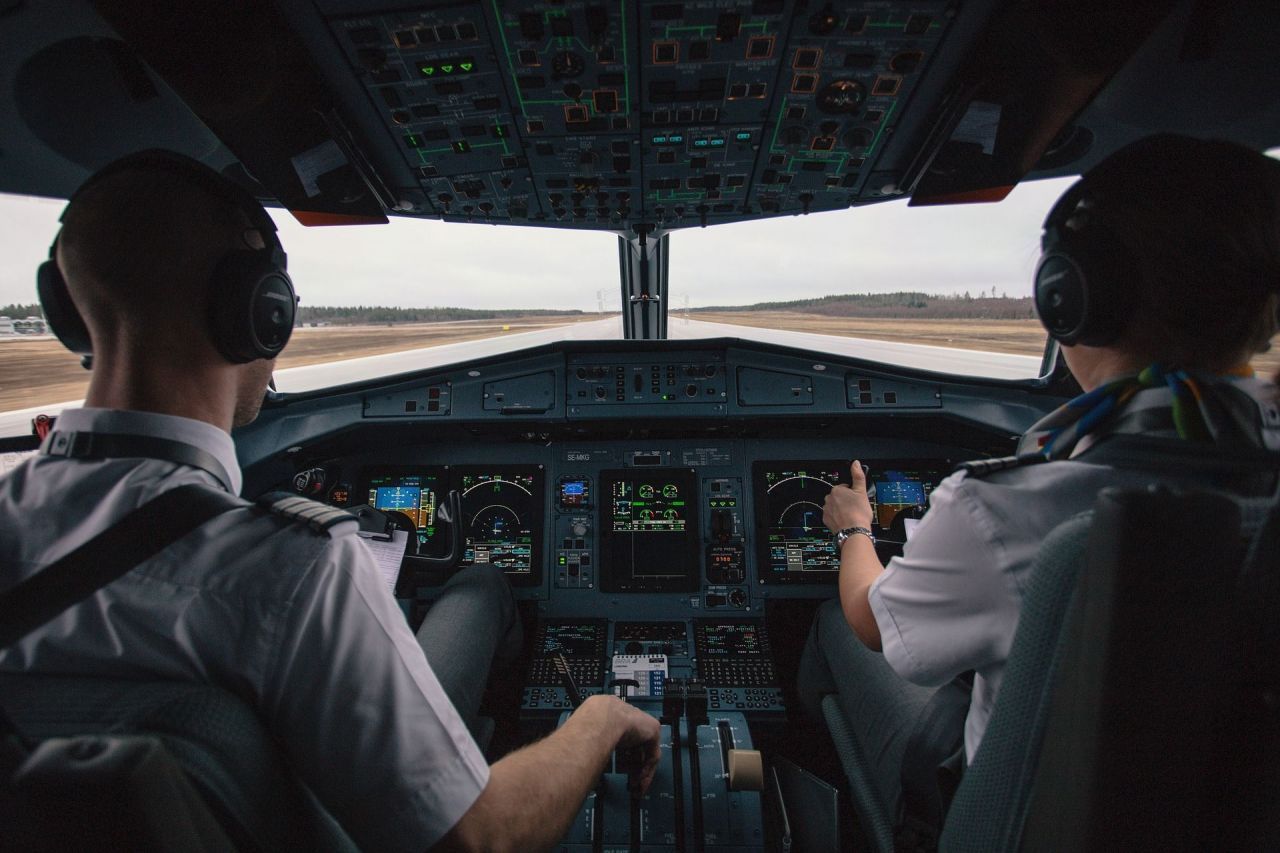 Airbus fait décoller un avion de ligne en pilotage automatique #2