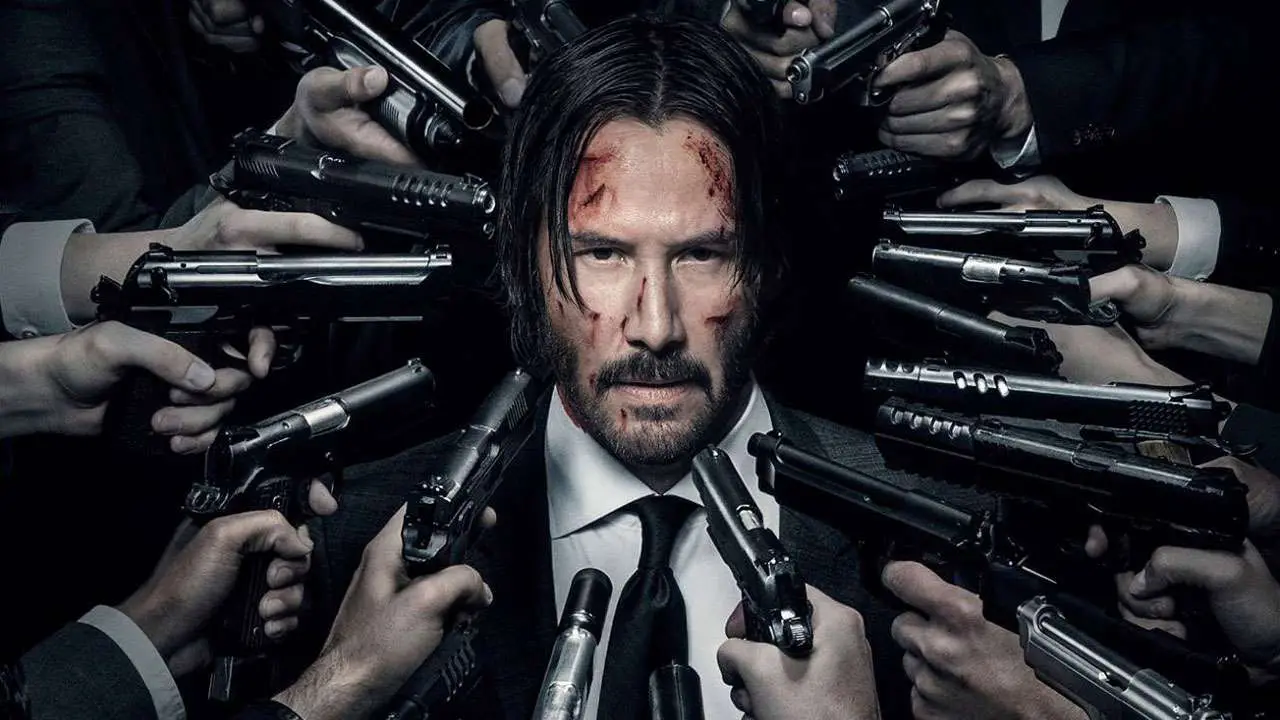 Matrix 4 : les premières images de Keanu Reeves et Carrie-Anne Moss en plein tournage