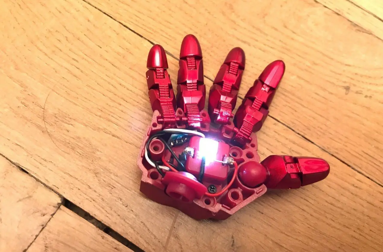Test Iron Man Altaya : une superbe armure articulée Mark III à fabriquer #11