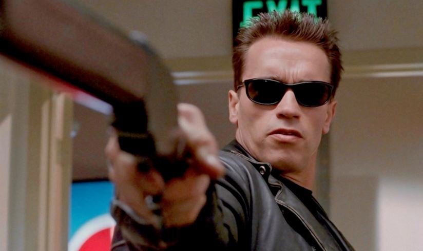 Arnold Schwarzenegger demande 10 millions de dollars au créateur d’un robot à son effigie #2