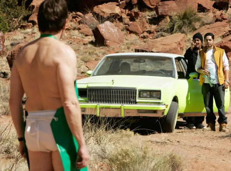 Breaking Bad : Walter White et Jesse Pinkman se cachent dans Google Earth