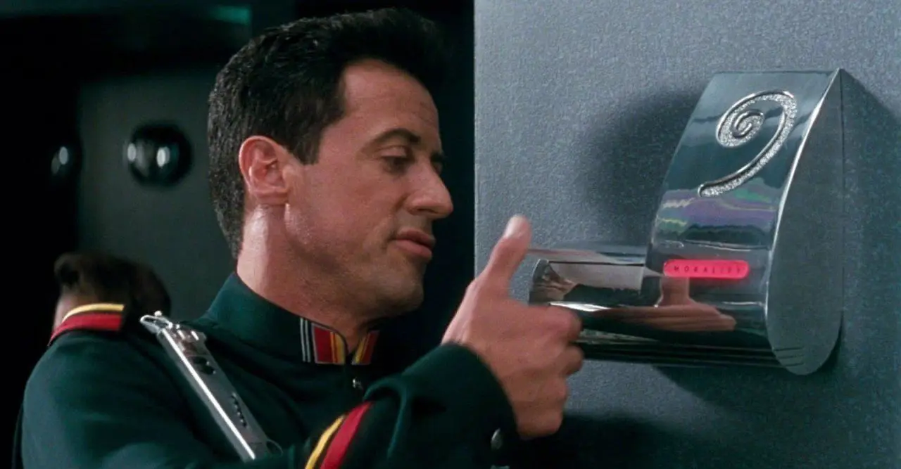 Demolition Man : Sylvester Stallone parle des « trois coquillages » sur Insta #2