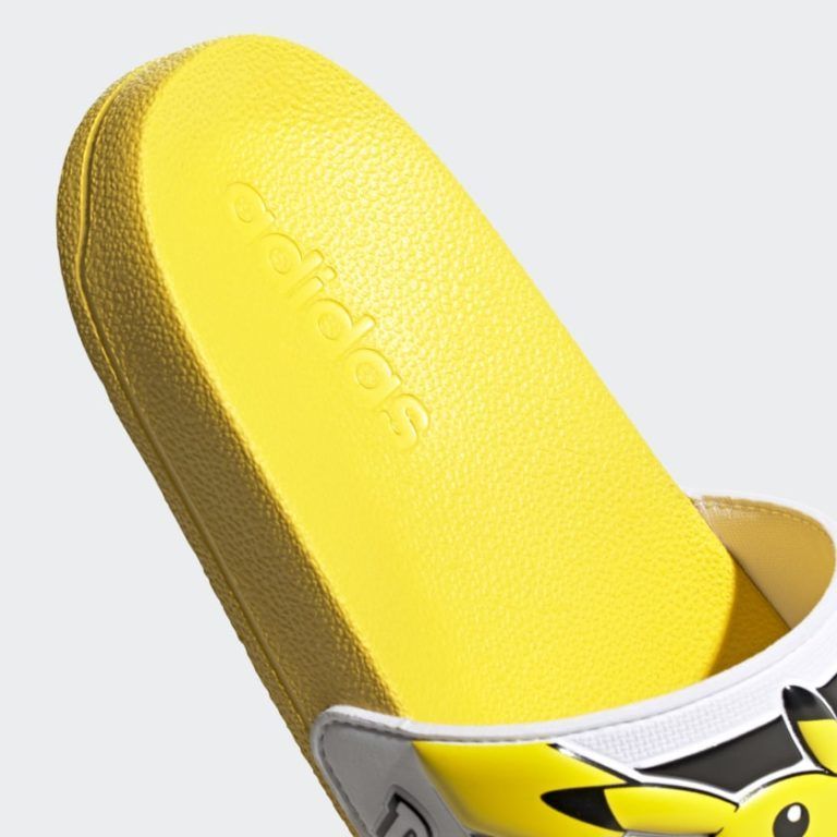 Des claquettes Pokémon signées Adidas pour frimer cet été #4