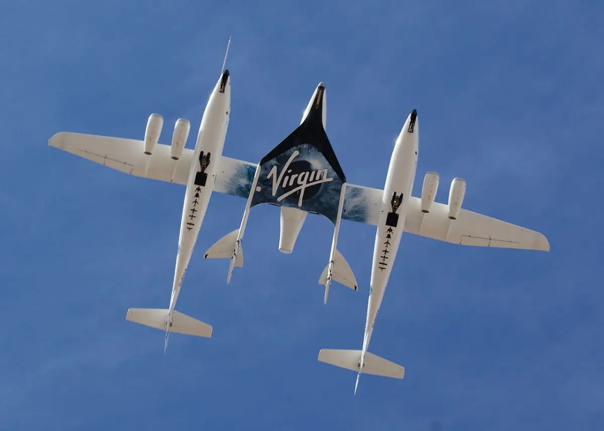Virgin Galactic prévoit son 1er vol touristique spatial début 2021