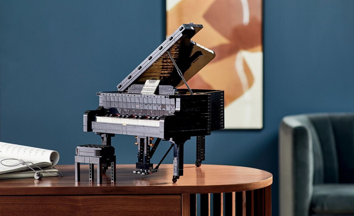 LEGO imagine un piano fonctionnel et contrôlable via un smartphone #4