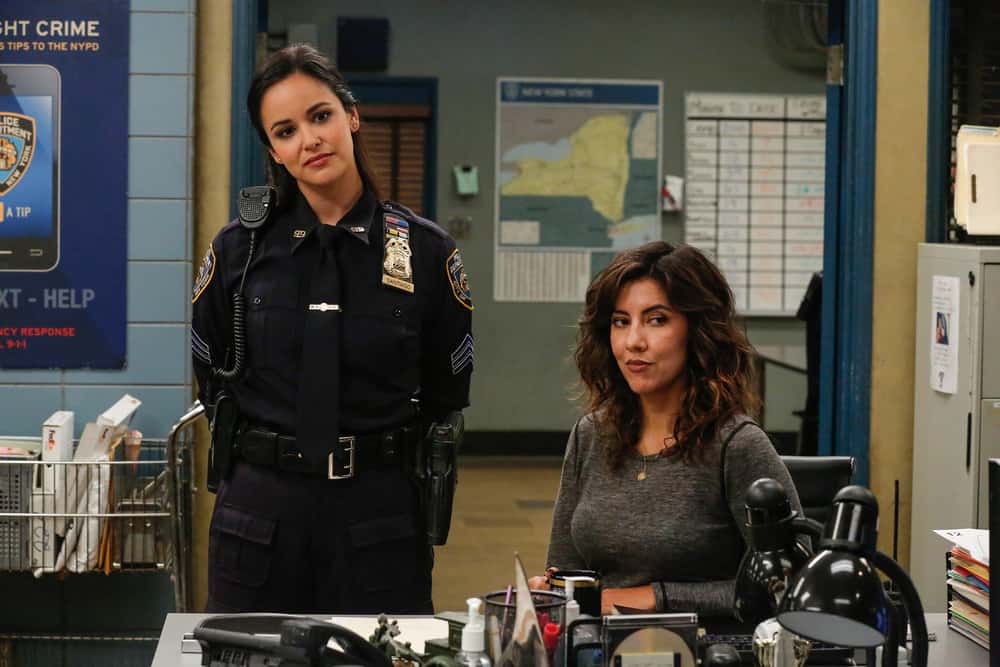 Brooklyn Nine-Nine a droit à son remake québécois intitulé « Escouade 99 » #3