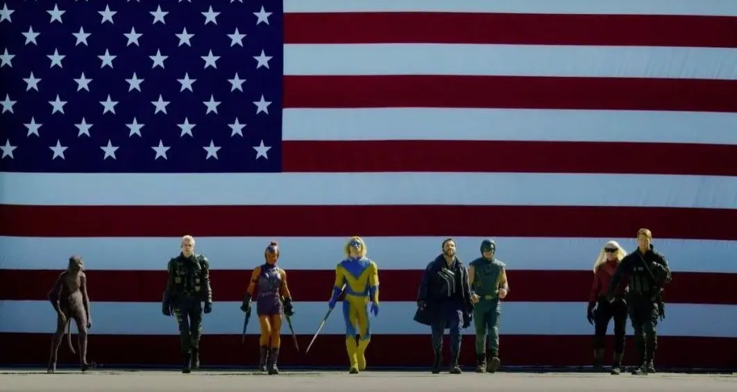 La Bande Annonce de The Suicide Squad dévoile 16 personnages dans un film de guerre sanguinolent #4