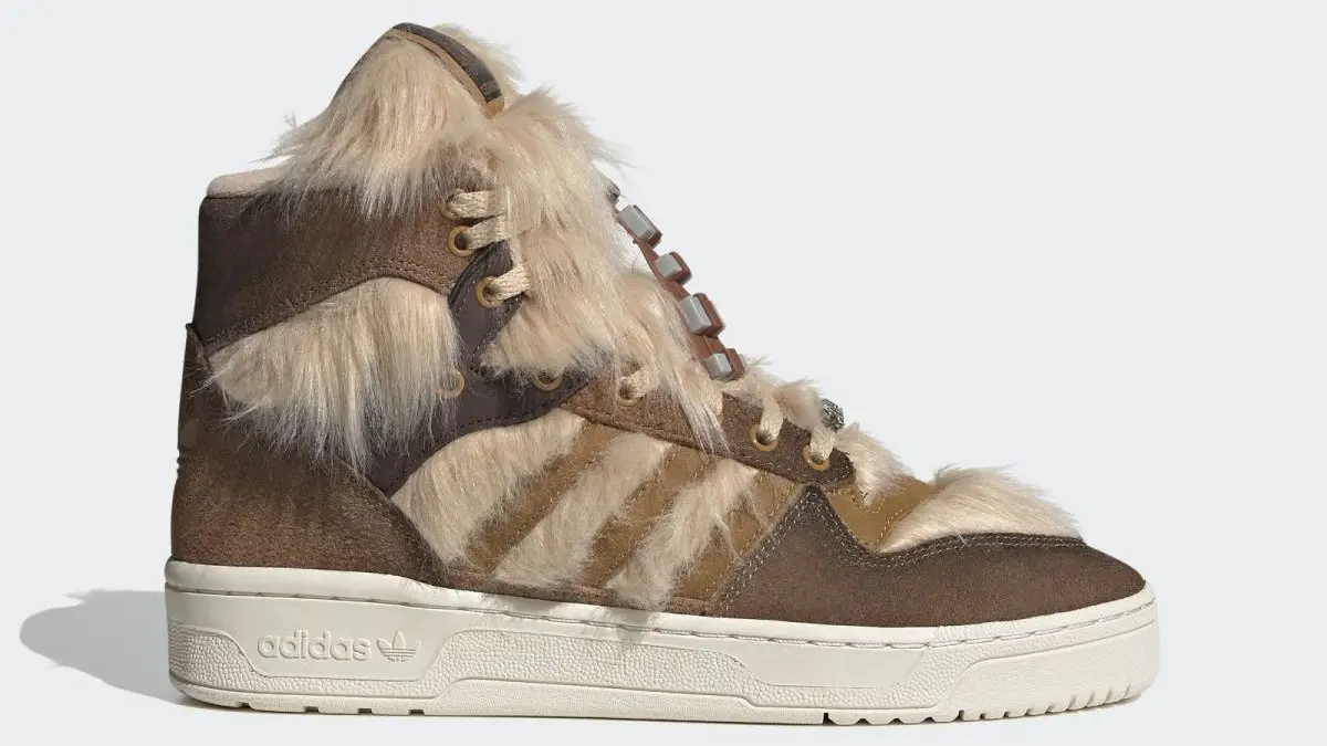 Adidas propose des baskets poilues à l’effigie de Chewbacca