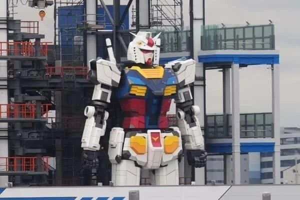 Au Japon, un Gundam à taille réelle et fonctionnel est en cours de test #3