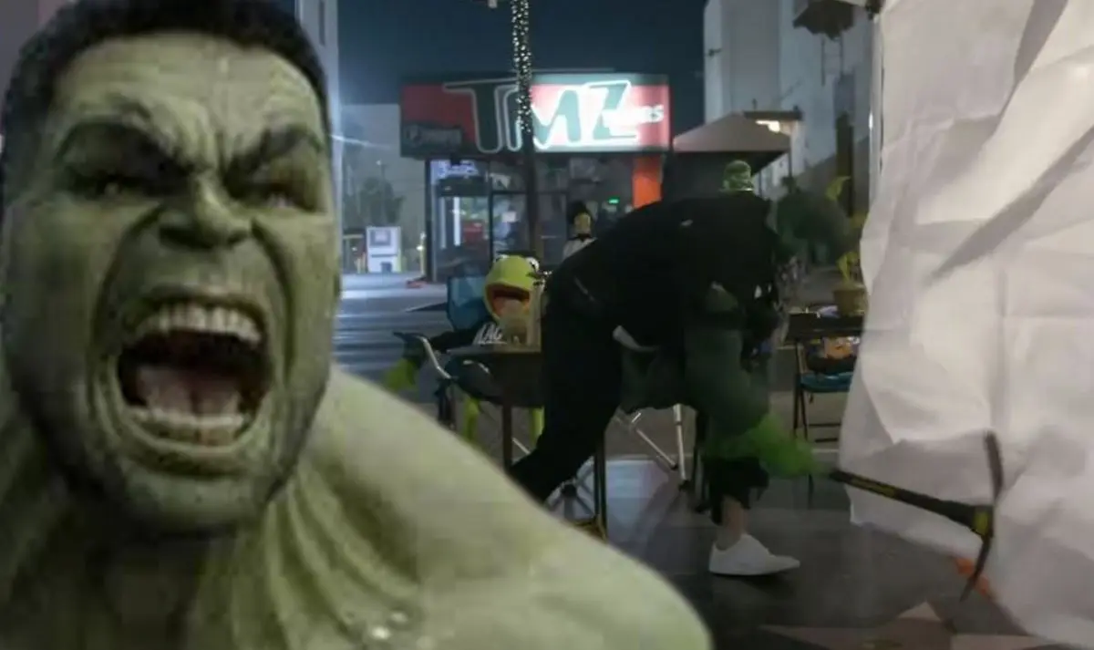 Hulk aperçu entrain de pulvériser l’étoile de Donald Trump sur Hollywood Boulevard