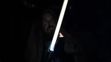 Des fans de Star Wars recréent un véritable sabre laser à plasma rétractable
