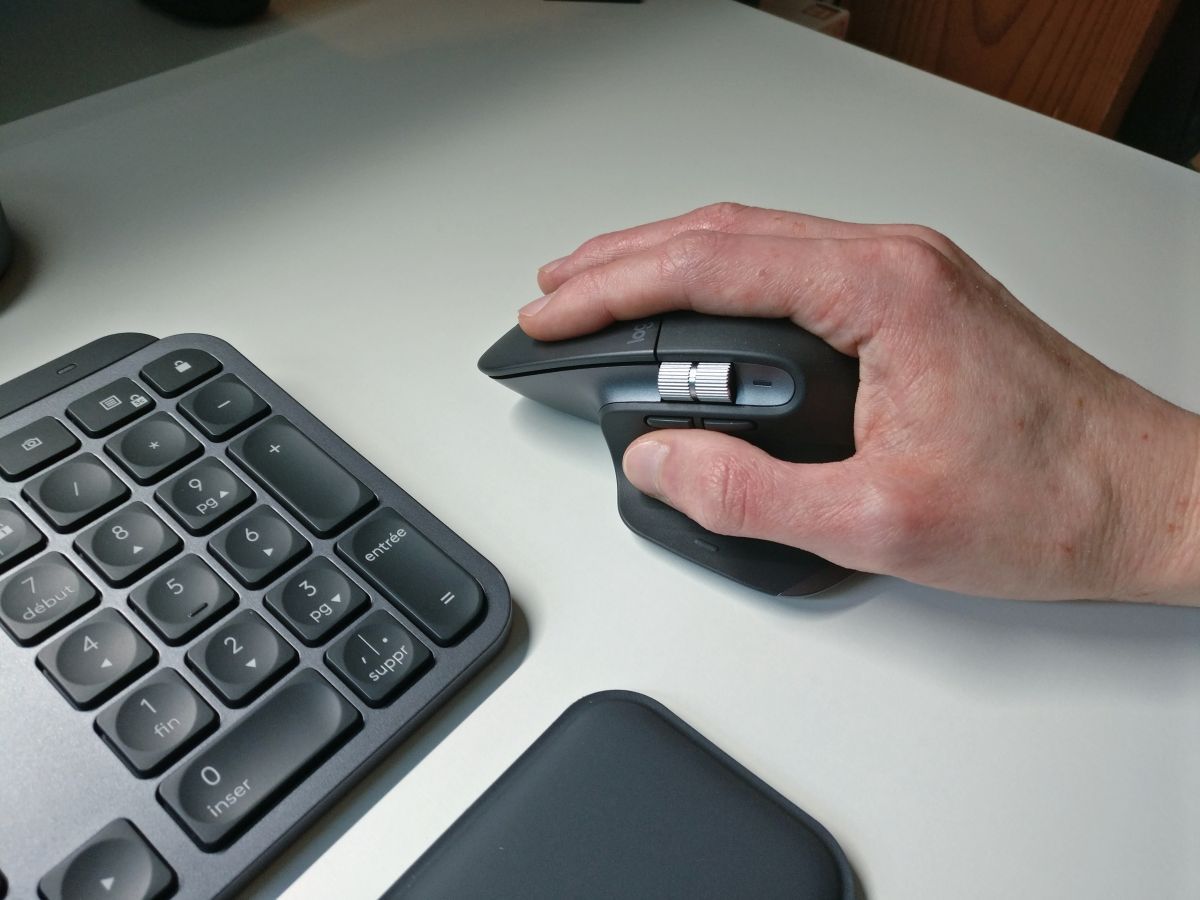Test Logitech MX Keys et Logitech Master 3 : les champions de la bureautique #11