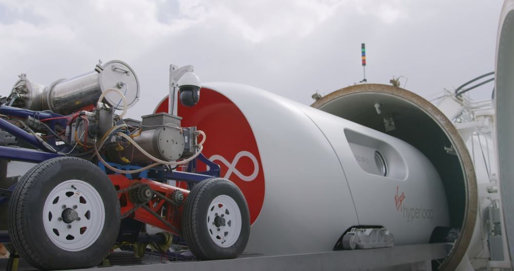 L’Hyperloop a été testé avec deux passagers humains #3