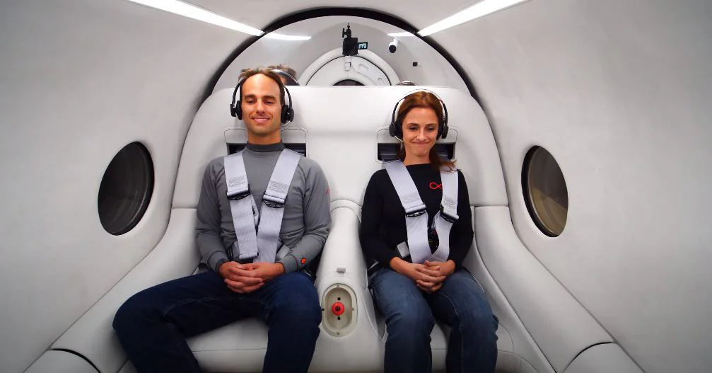 L’Hyperloop a été testé avec deux passagers humains #4